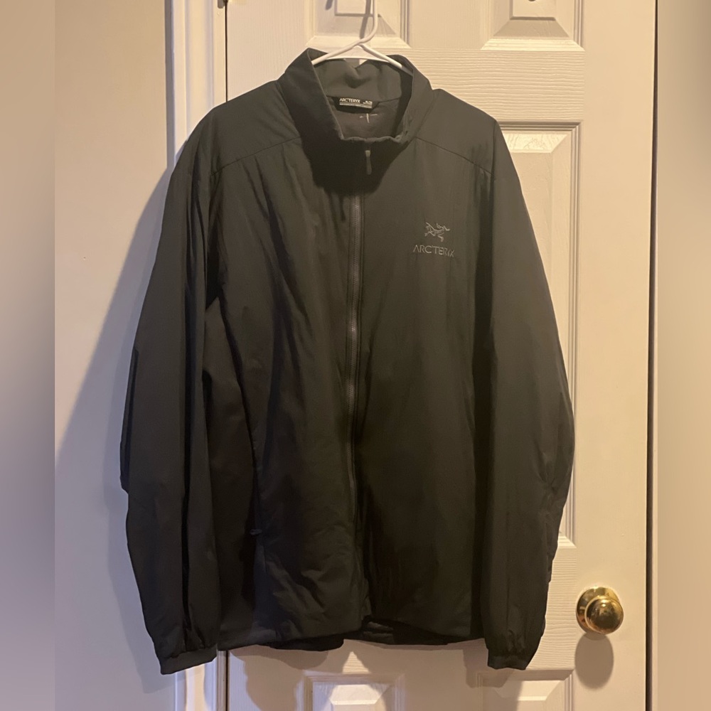 Arc’Teryx Atom Jacket
